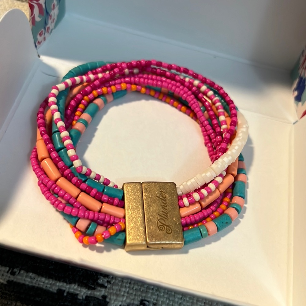 NIB Plunder Sun-Sational Bracelet with magnetic closure